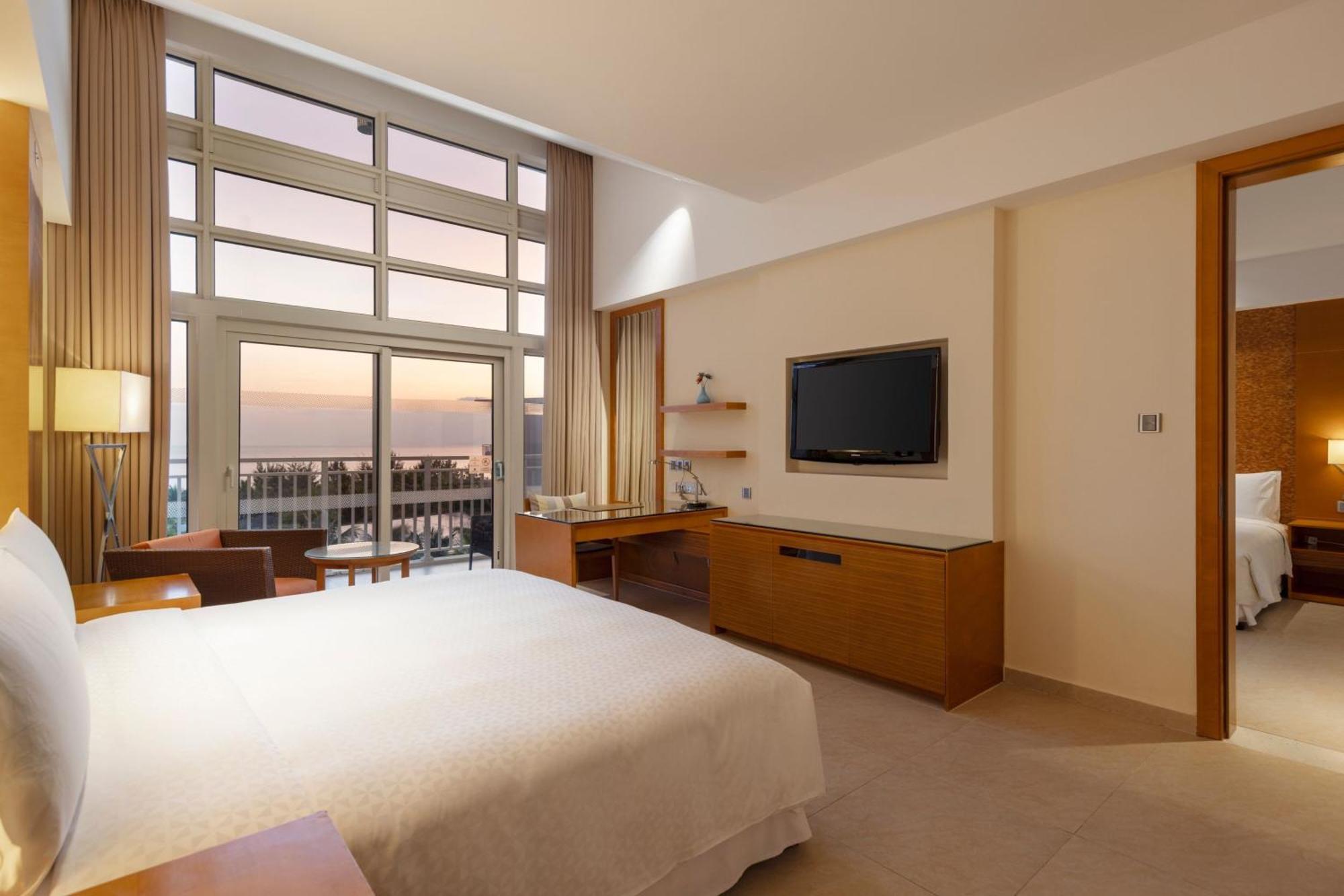 Four Points By Sheraton Shenzhou Peninsula Resort Ваньнин Экстерьер фото