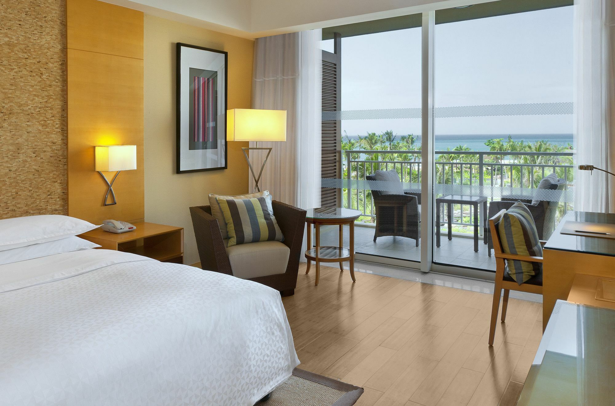 Four Points By Sheraton Shenzhou Peninsula Resort Ваньнин Экстерьер фото